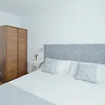 Balcon De Boutique Apartment Gijon